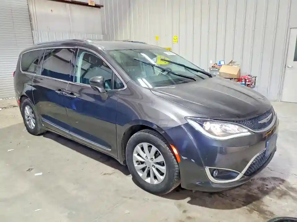 2C4RC1BG9KR665762 2019 CHRYSLER PACIFICA-3