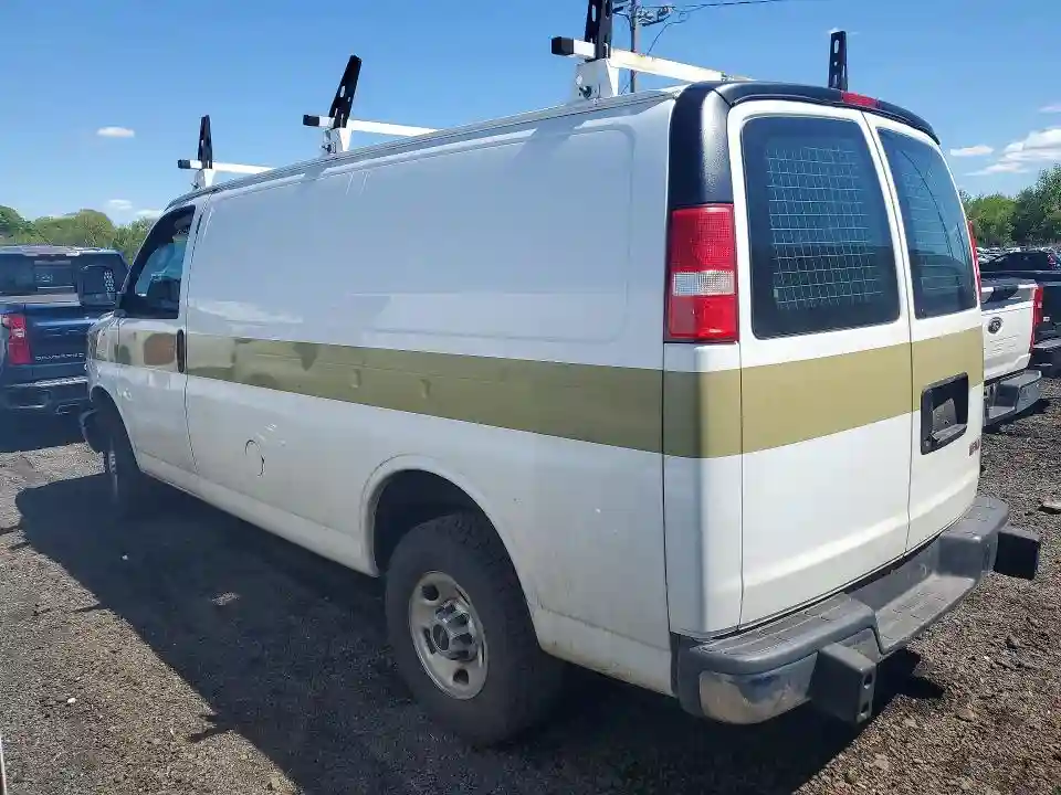 1GTW7AFG9J1903002 2018 GMC SAVANA-1