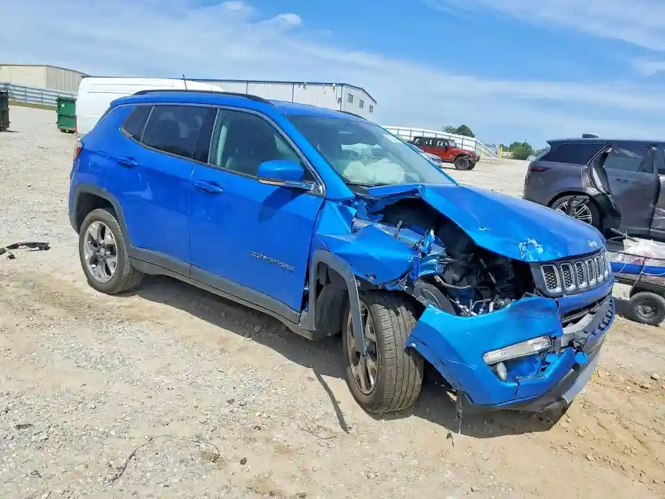 3C4NJDCB1MT553563 2021 JEEP COMPASS-3