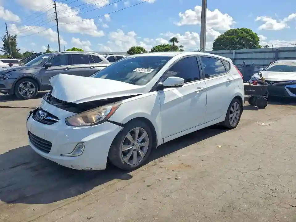 KMHCU5AE7DU097443 2013 HYUNDAI ACCENT-0