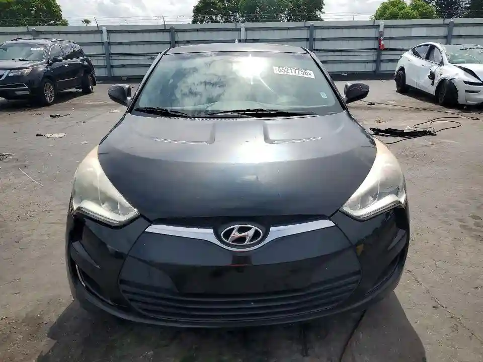 KMHTC6AD0CU071507 2012 HYUNDAI VELOSTER-4