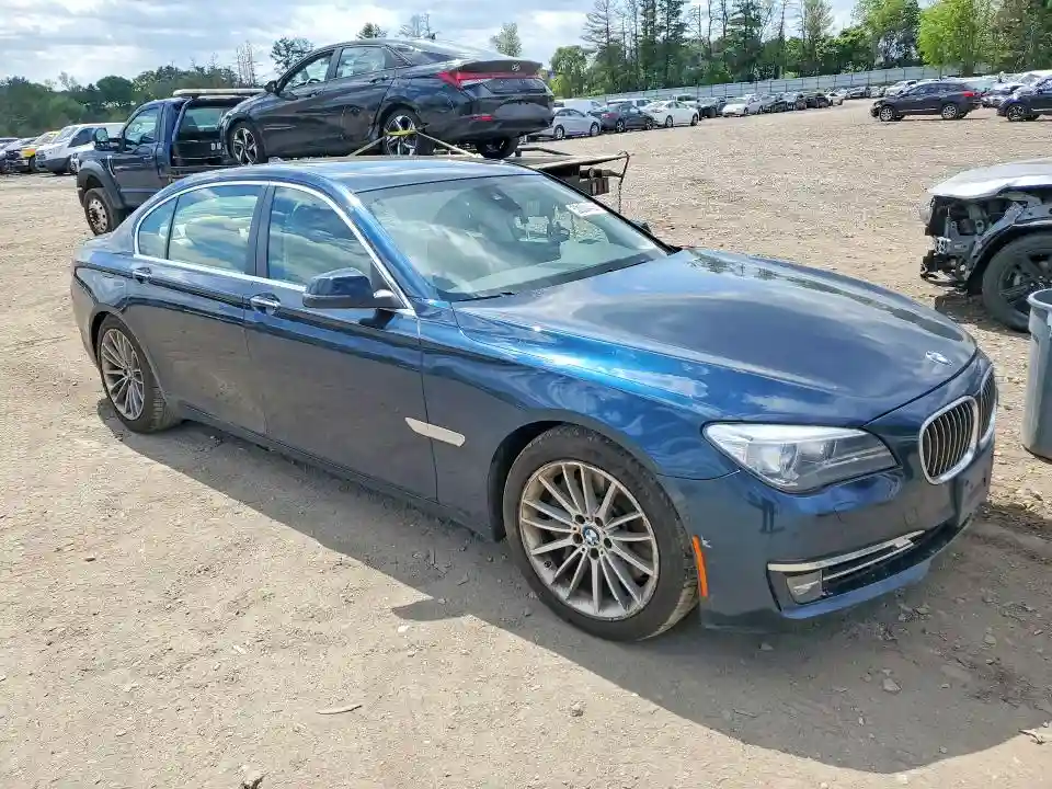 WBAYF8C52DD141283 2013 BMW 7 SERIES-3