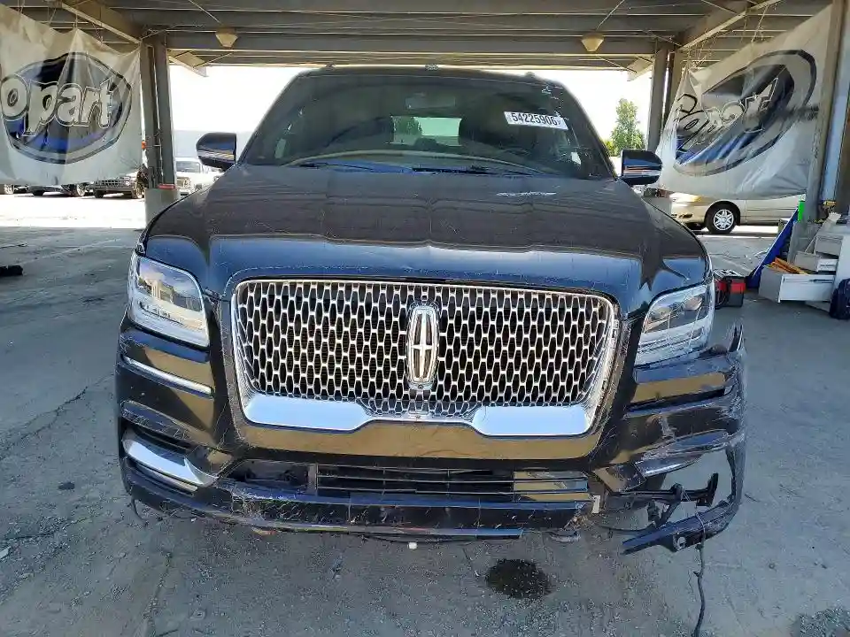 5LMJJ3JT8JEL08798 2018 LINCOLN NAVIGATOR-4