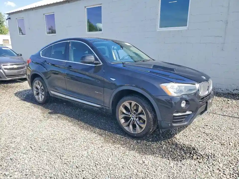 5UXXW5C5XG0N92193 2016 BMW X4-3