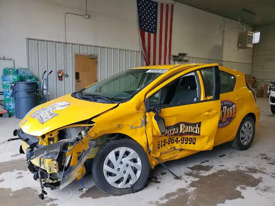 JTDKDTB39G1137545 2016 TOYOTA PRIUS-0