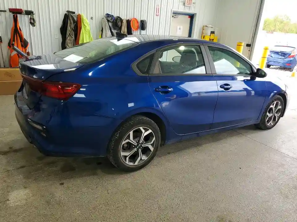 3KPF24AD0LE234339 2020 KIA FORTE-2