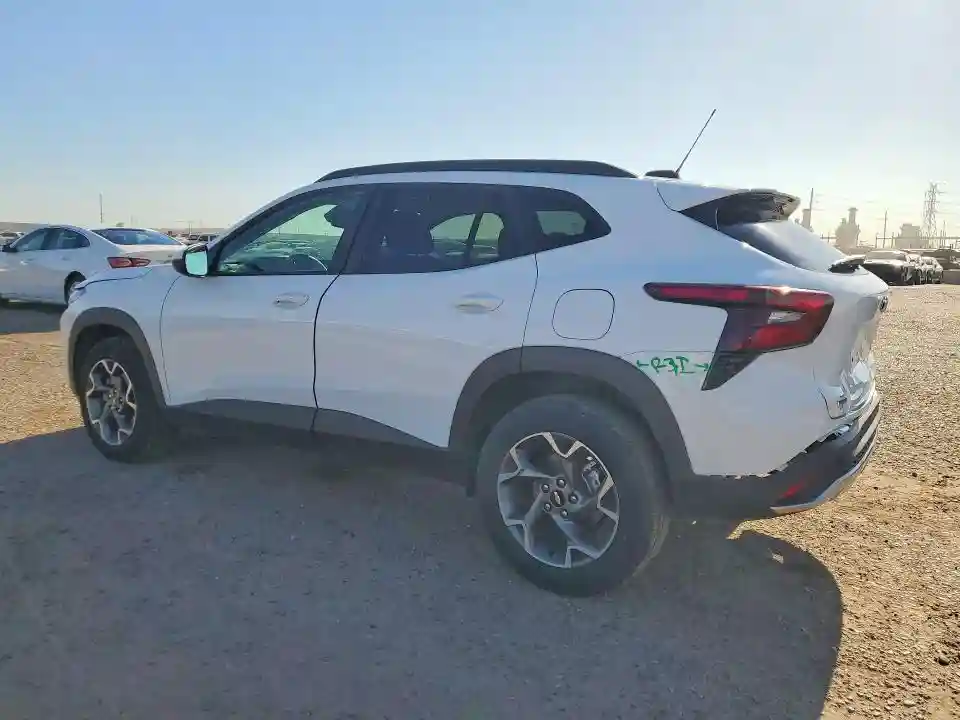 KL77LHEP6SC276207 2025 CHEVROLET TRAX-1