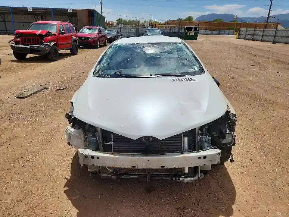 JTNKARJE3JJ557254 2018 TOYOTA COROLLA-4