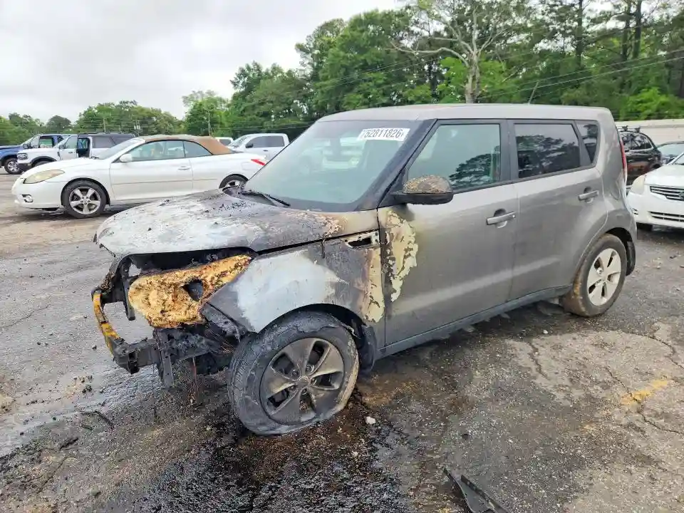 KNDJN2A22G7353617 2016 KIA SOUL BASE-0