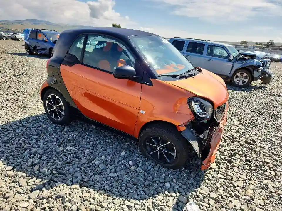 WMEFJ5DA7GK051762 2016 SMART FORTWO-3