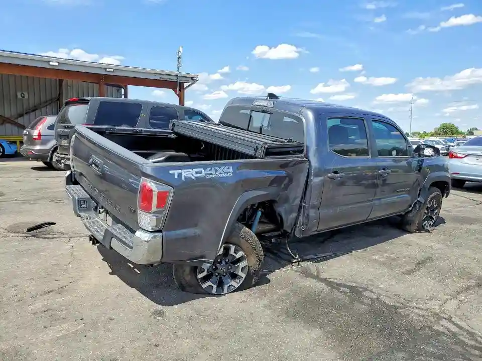3TMCZ5AN4PM636048 2023 TOYOTA TACOMA TRD-2