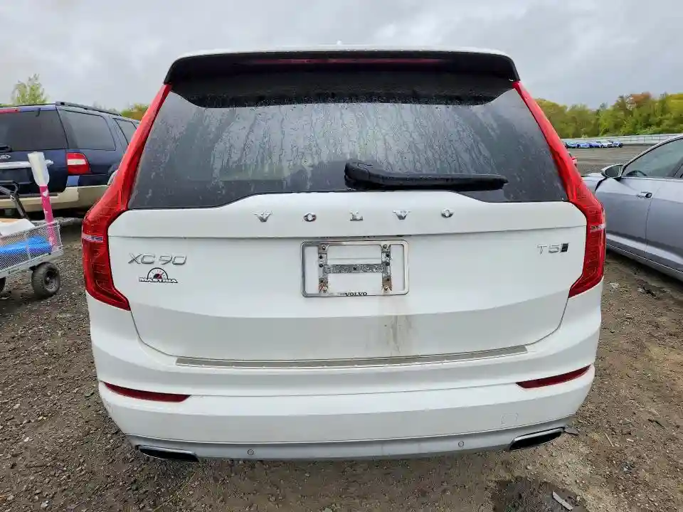 YV4102PK2L1545197 2020 VOLVO XC90-5