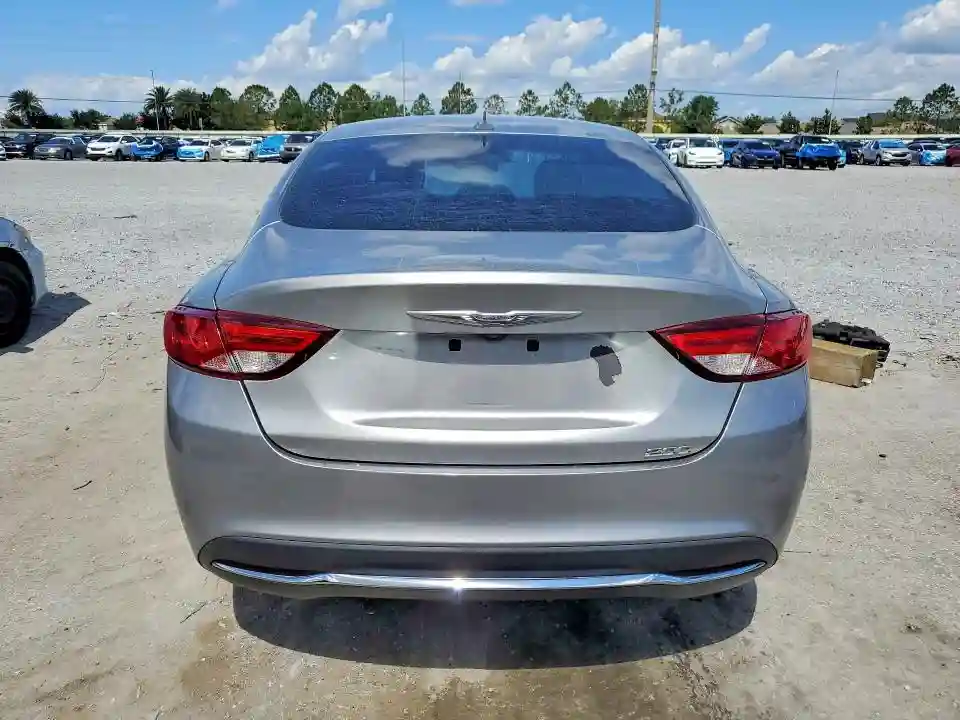 1C3CCCABXHN505326 2017 CHRYSLER 200-5