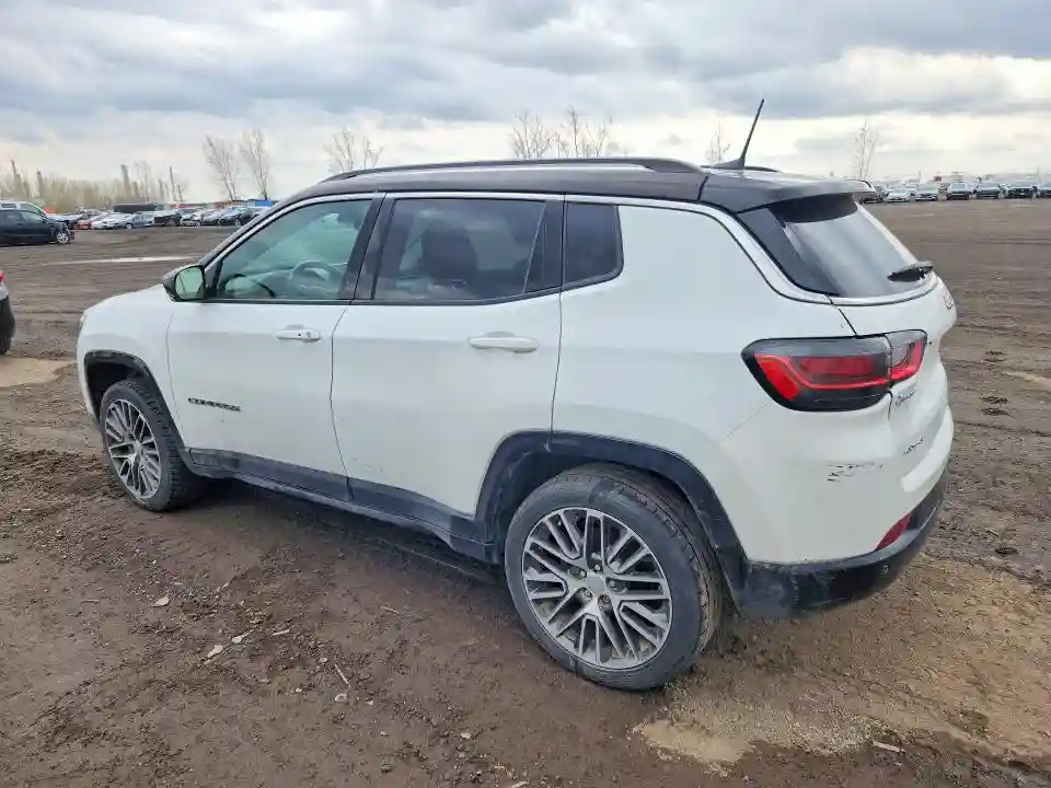 3C4NJDCB5NT147044 2022 JEEP COMPASS-1