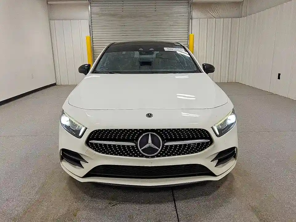 WDD3G4EB8KW005429 2019 MERCEDES-BENZ A-CLASS-4