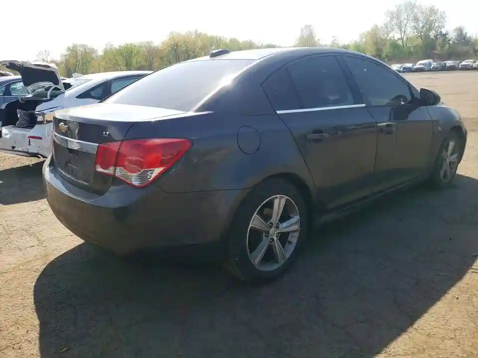 1G1PE5SBXF7142702 2015 CHEVROLET CRUZE-2