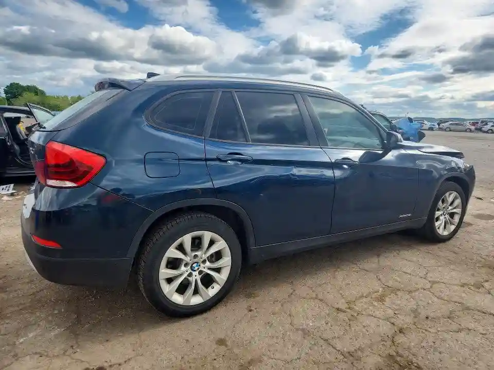 WBAVL1C54DVR87458 2013 BMW X1-2