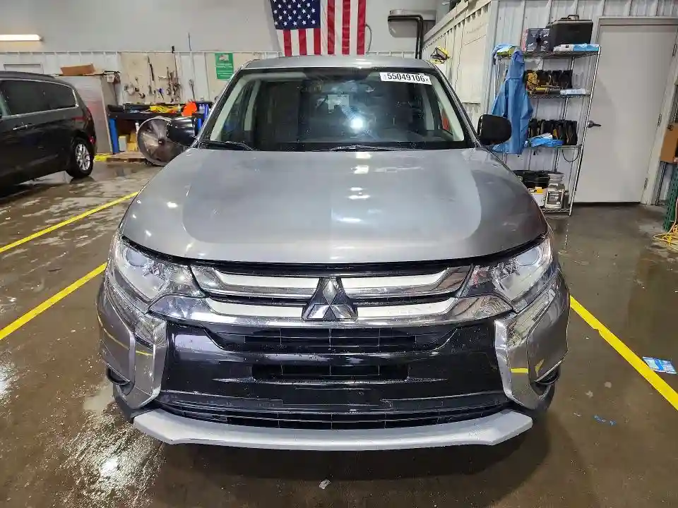 JA4AZ3A35JJ003616 2018 MITSUBISHI OUTLANDER-4