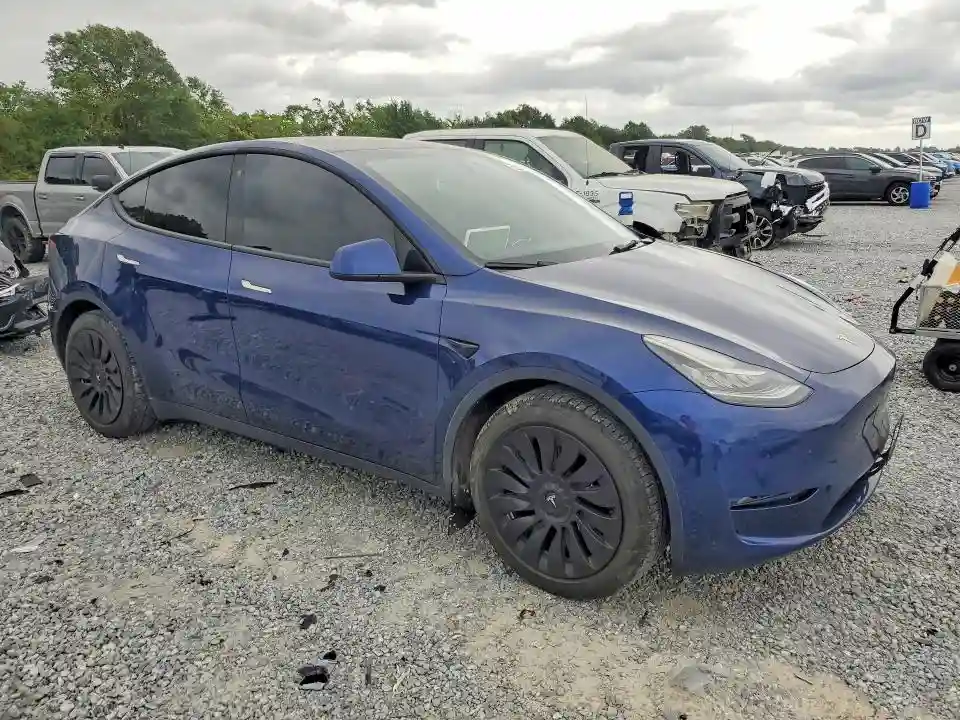 7SAYGDEE3NF443510 2022 TESLA MODEL Y-3