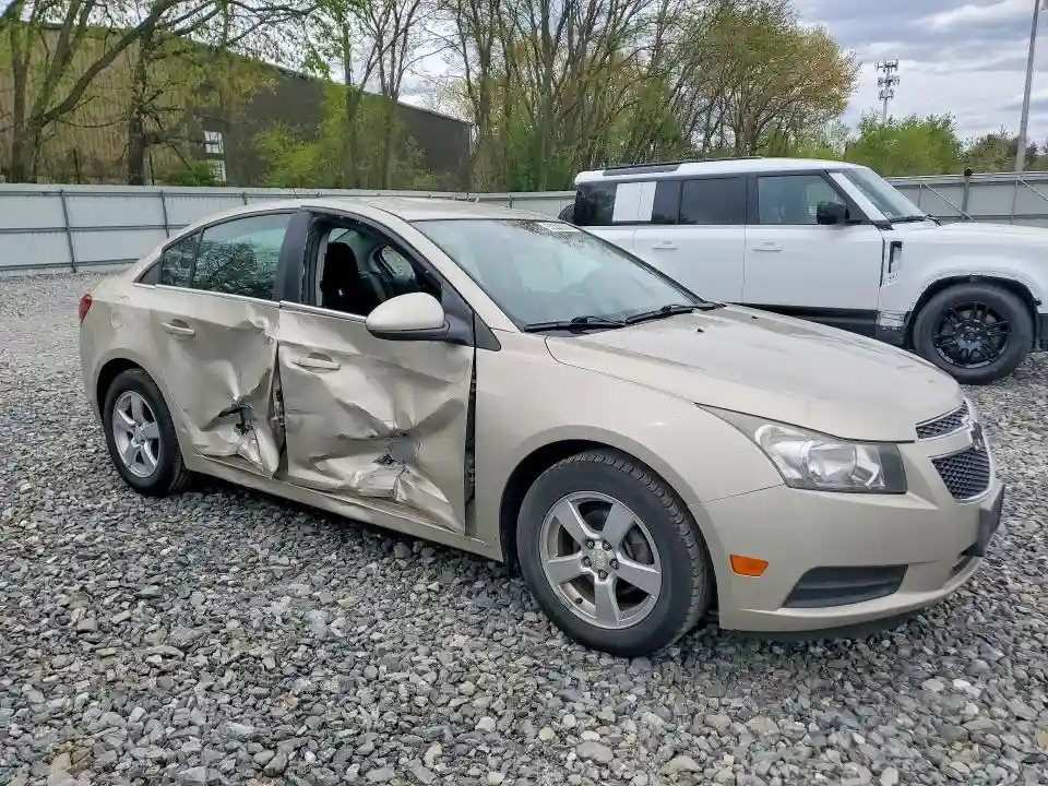 1G1PK5SB0E7397494 2014 CHEVROLET CRUZE-3