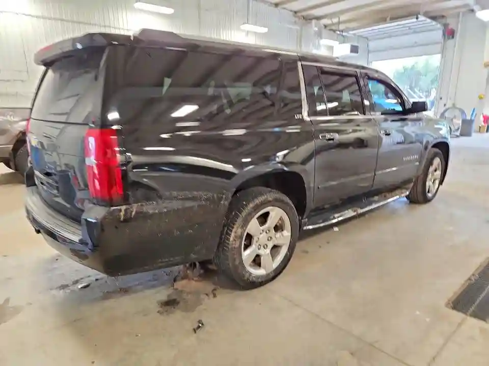 1GNSKKKC3FR738697 2015 CHEVROLET SUBURBAN-2
