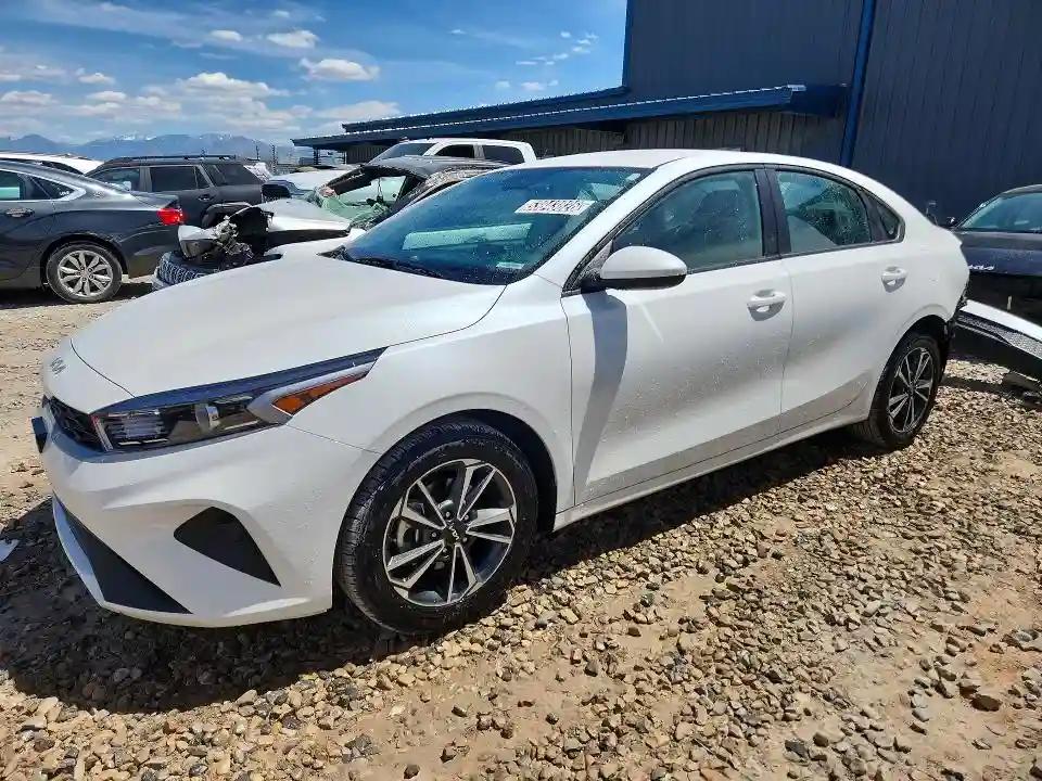 3KPF24AD9RE798791 2024 KIA FORTE-0