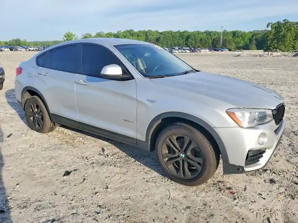 5UXXW3C53G0R20087 2016 BMW X4-3