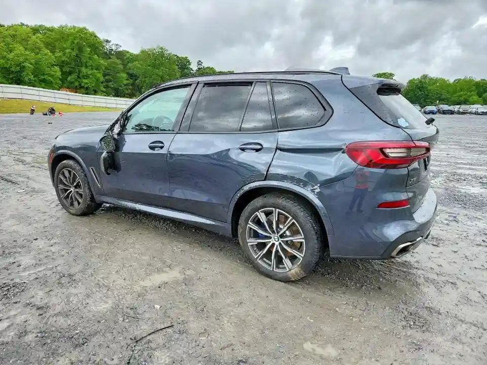 5UXJU4C03N9K49793 2022 BMW X5 M50I-1