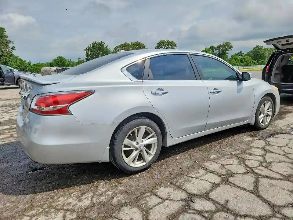 1N4AL3AP9FN880058 2015 NISSAN ALTIMA-2