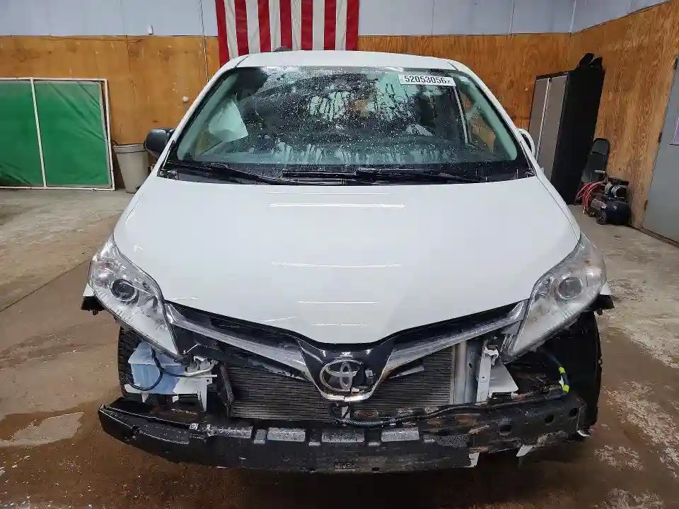 5TDJZ3DC7LS229891 2020 TOYOTA SIENNA-4