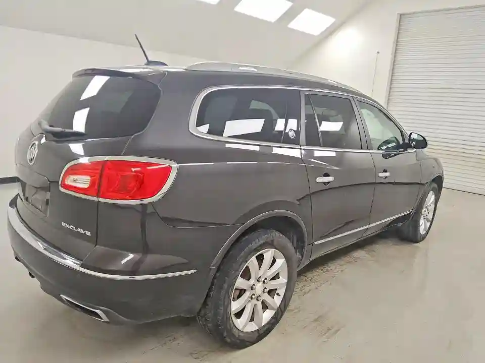 5GAKRCKD7HJ187048 2017 BUICK ENCLAVE-2