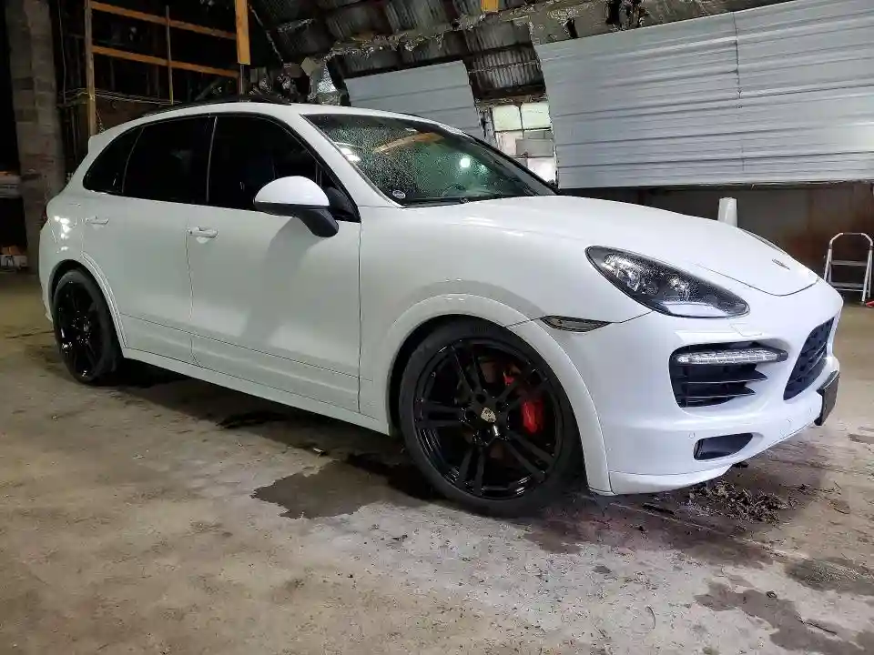 WP1AD2A25DLA71668 2013 PORSCHE CAYENNE-3