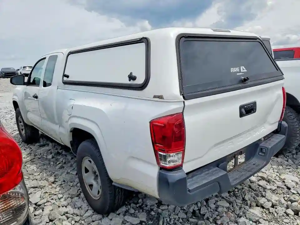 5TFRX5GN2JX105942 2018 TOYOTA TACOMA-1
