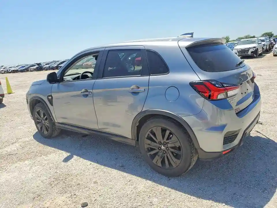JA4ARUAU6RU009028 2024 MITSUBISHI OUTLANDER-1