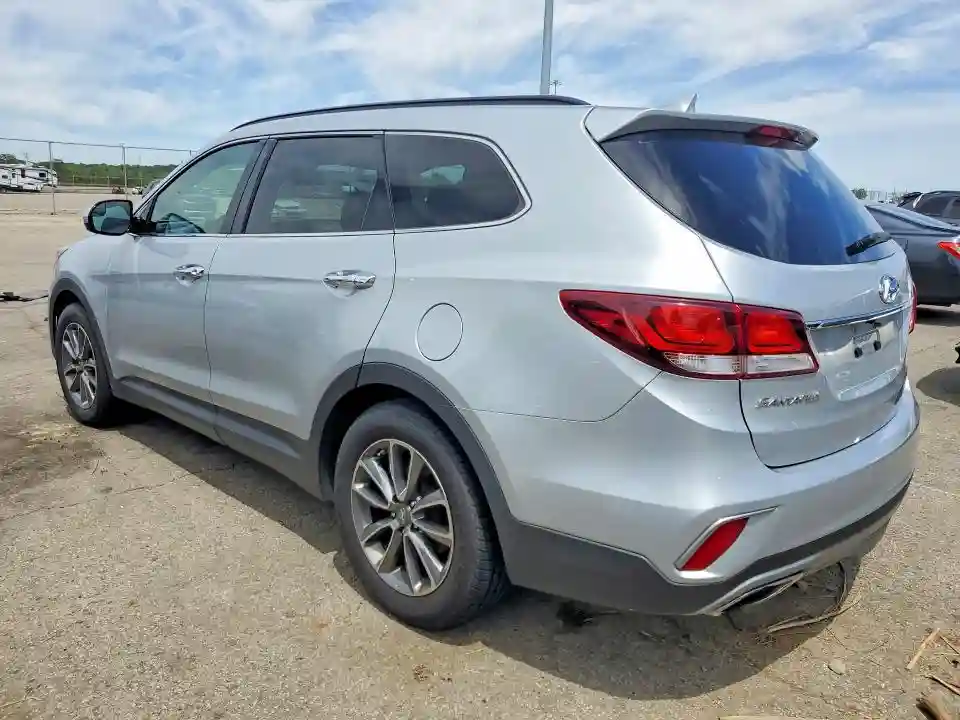 KM8SMDHF3HU170642 2017 HYUNDAI SANTA FE-1