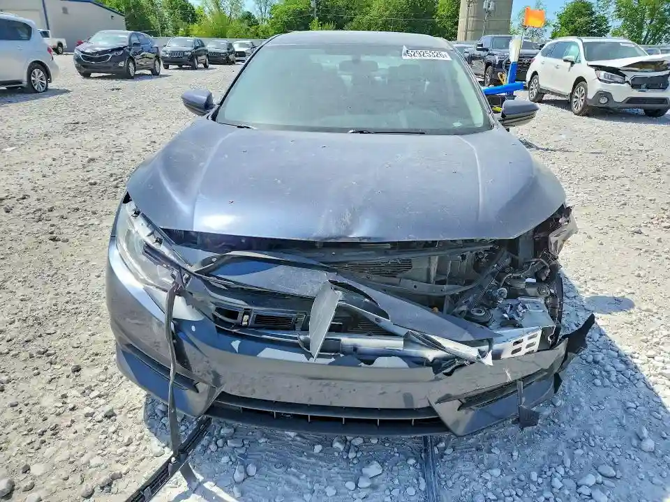 2HGFC2F56JH597900 2018 HONDA CIVIC-4