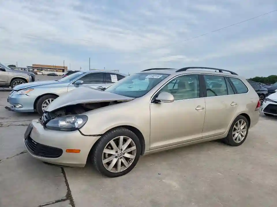 3VWPL7AJ5DM630909 2013 VOLKSWAGEN JETTA-0