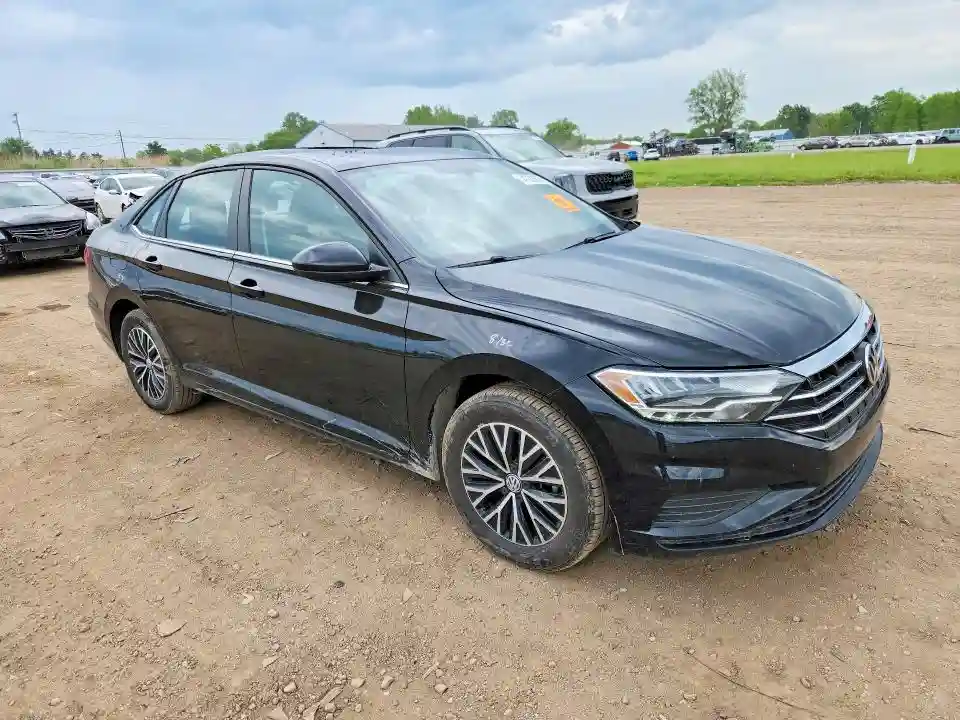 3VWC57BU1MM030180 2021 VOLKSWAGEN JETTA-3