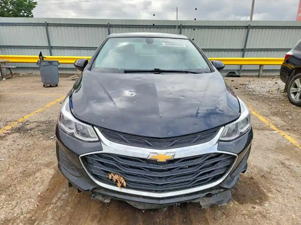1G1BC5SM1K7149596 2019 CHEVROLET CRUZE-4