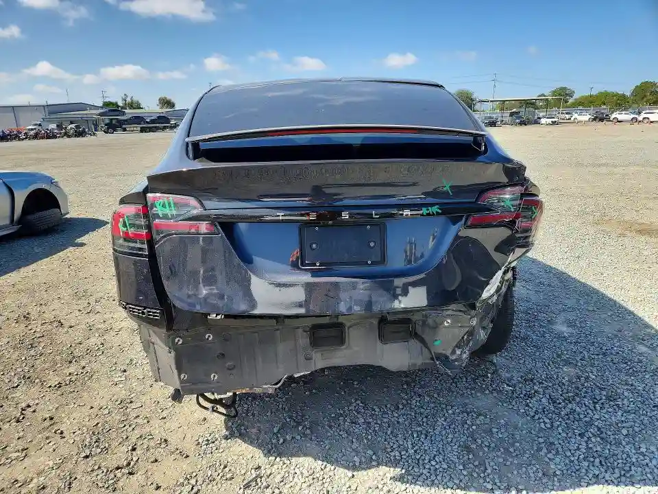7SAXCAE58PF424945 2023 TESLA MODEL X-5