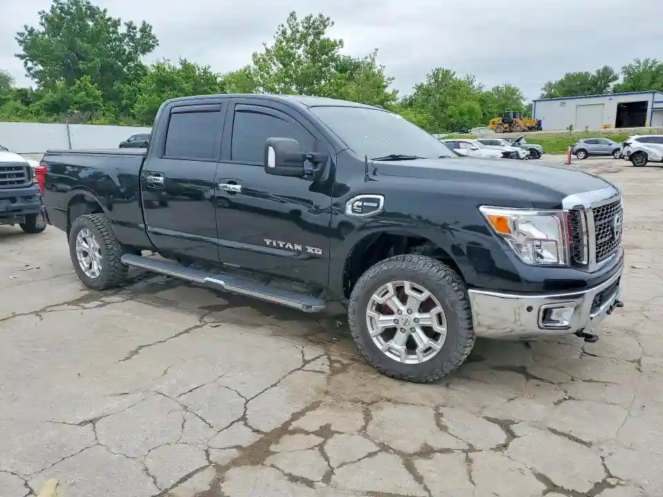 1N6BA1F47HN521802 2017 NISSAN TITAN-3