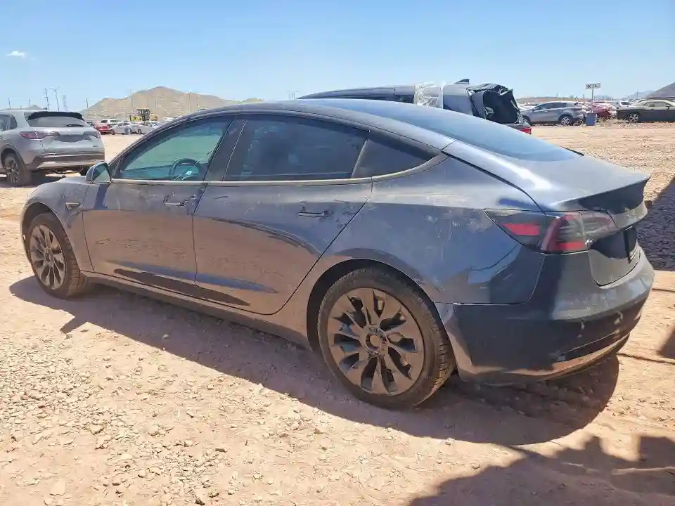 5YJ3E1EA1KF424832 2019 TESLA MODEL 3-1