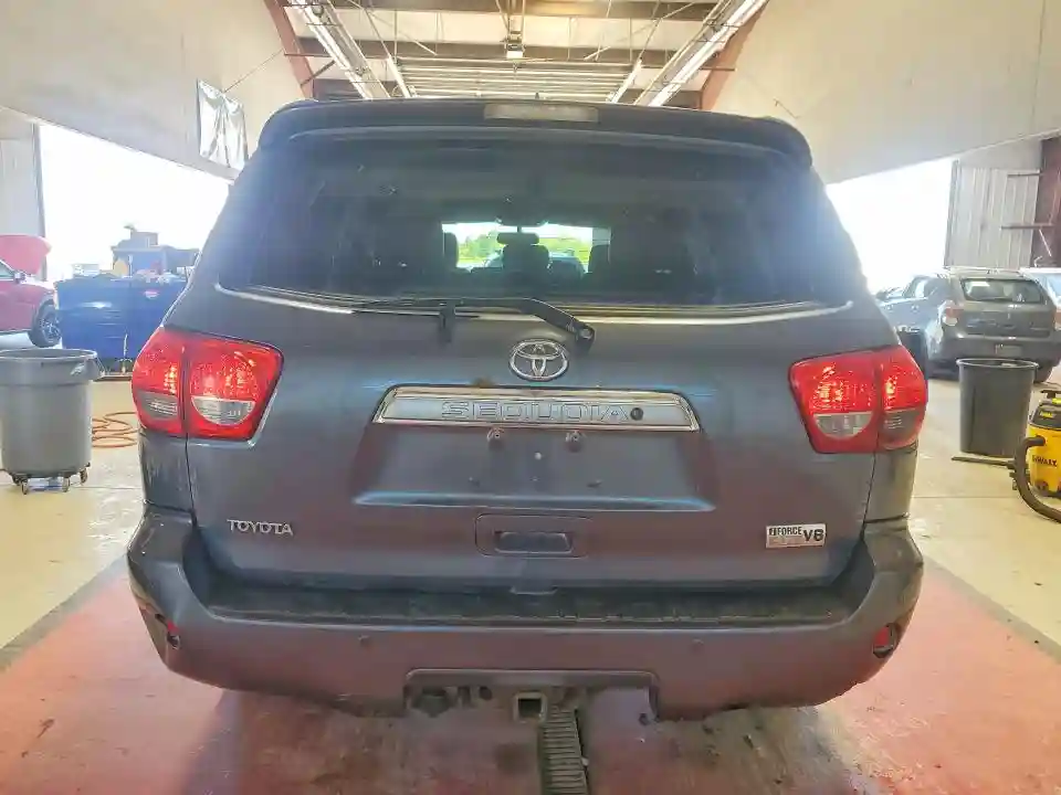 5TDJY5G18AS034713 2010 TOYOTA SEQUOIA-5