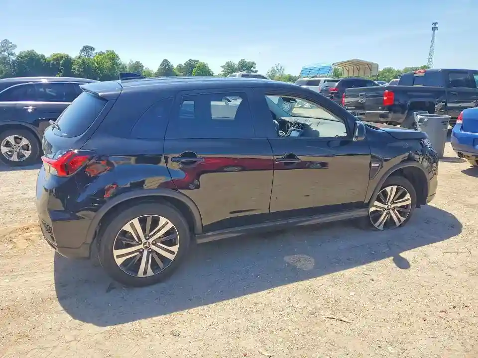 JA4ARUAU2RU023766 2024 MITSUBISHI OUTLANDER-2