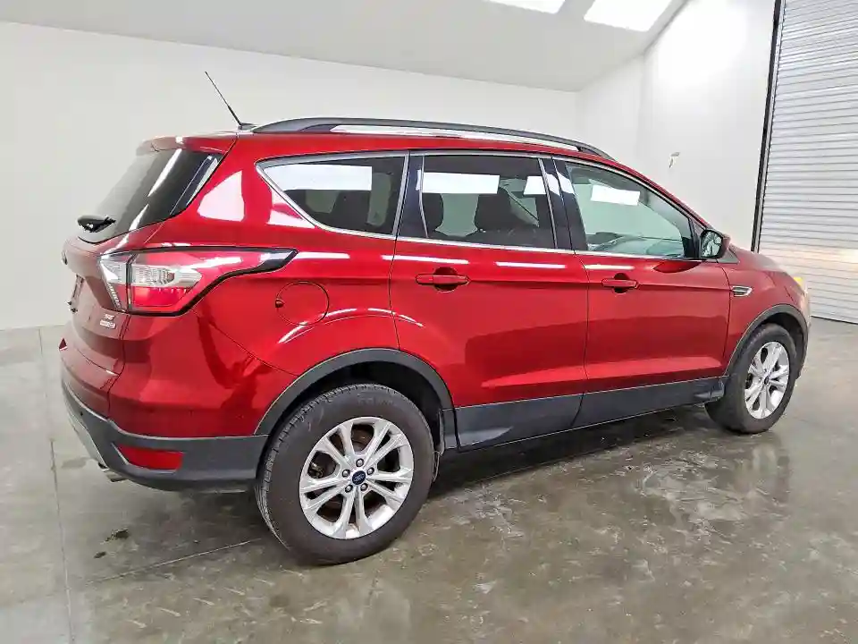 1FMCU9GD4JUB38645 2018 FORD ESCAPE-2
