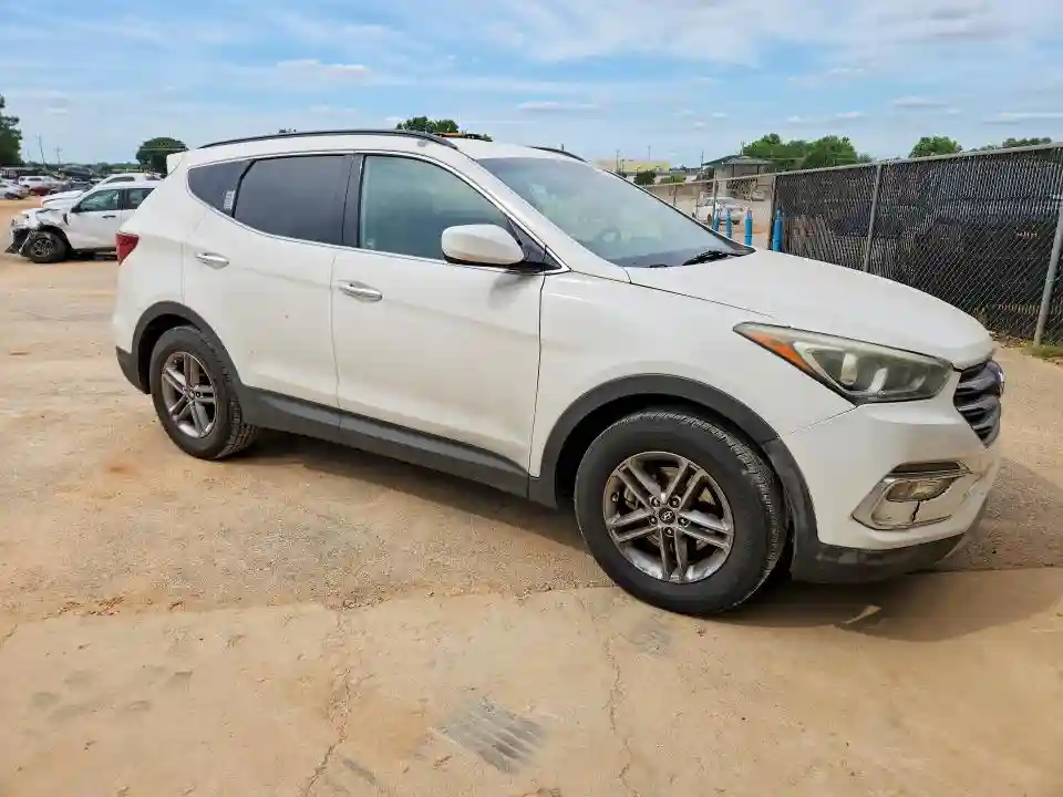 5NMZUDLB9HH033493 2017 HYUNDAI SANTA FE-3