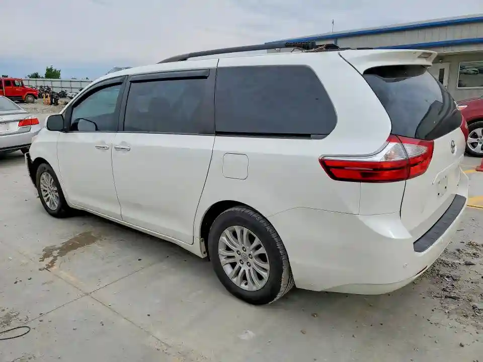 5TDYZ3DC9HS873978 2017 TOYOTA SIENNA-1