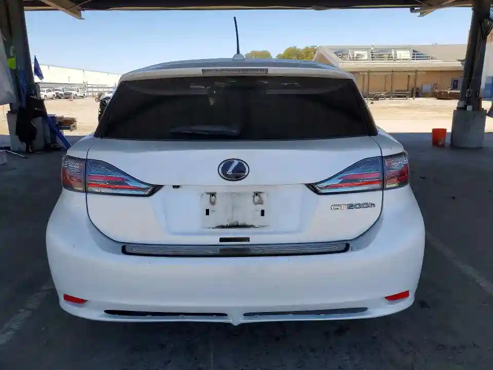 JTHKD5BH8D2157958 2013 LEXUS CT 200-5