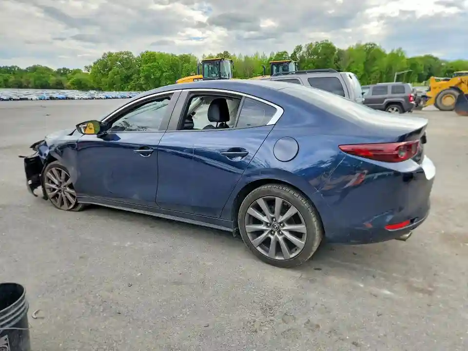 JM1BPABL4M1333917 2021 MAZDA 3-1