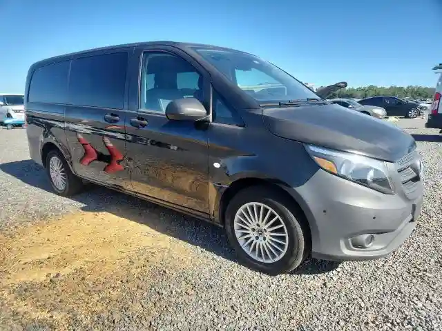 W1WV0FEY5M3842817 2021 MERCEDES-BENZ METRIS-3